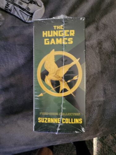 The Hunger Games Ser.: Hunger Games 4-Book Paperback Box Set (the Hunger Games,