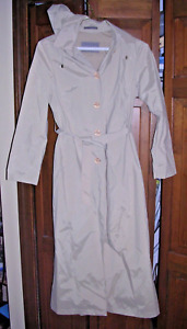 SANYO NEW YORK Tan Long Trench Rain Coat Jacket Small Hooded Women's Beige