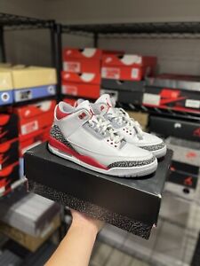 WORN VERY LIGHTLY - Size 10.5M - Jordan 3 Retro Mid Fire Red - SHIPS SAME DAY