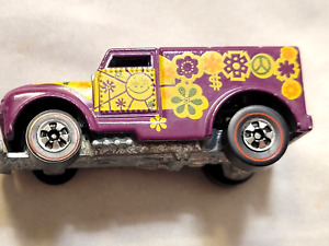 Vintage Hot Wheels Funny Money Purple Flower Armored Truck 1970 Mattel Hong Kong
