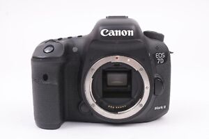 Canon EOS 7D Mark II 20.2MP DSLR Body PARTS/REPAIR #Z08482