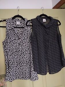 Lot of 2 Cabi Tops # 5913 and  #5733 Sleeveless Blouse Size SMALL EXC