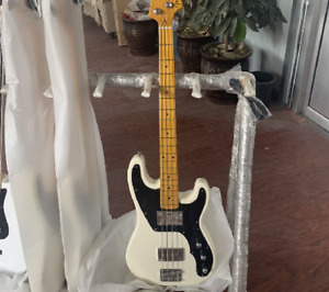 Custom 4-strings Electric Bass Guitar Cream White JB Bass Maple Fretboard