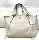COACH Small Kelsey F28993 Pebble Leather Crossbody Shoulder Bag .