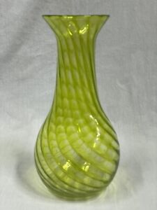 New ListingJOHN GILVEY Studio Hudson Glass Lime Green Spiral Texture Vase Signed 2000 11”