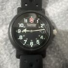 Men's Pre-owned VICTORINOX Swiss Army Watch w/ New Battery - Works Great!