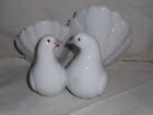 LLADRO WHITE PORCELAIN COUPLE OF DOVES LOVE BIRDS 1169 - SPAIN