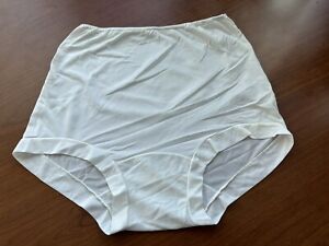 Authentic 1960’s Vintage Kayser White Nylon Granny Panties