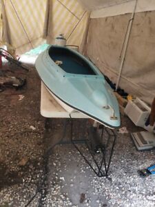 RARE Vintage Hunting/Fishing/Rec. Motorized Kayak “Electric Feather” Pirogue