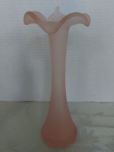 Vintage Pink Glass Satin Frosted  'JACK IN THE PULPIT' Style vase 20.5 cm  Lily