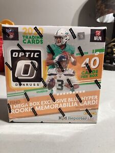 Panini Donruss Optic 2020 Football Mega Box (40 Cards, Blue Hyper Parallels)