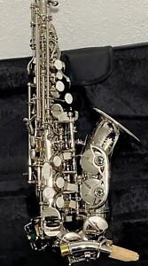 SLADE Soprano Saxophone (Curve Silver)  Bb.