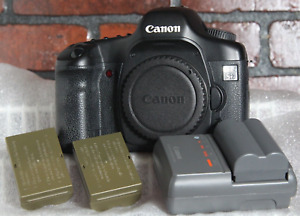Canon EOS 5D DSLR Camera Body {12.8MP} With  Three batteries and Charger