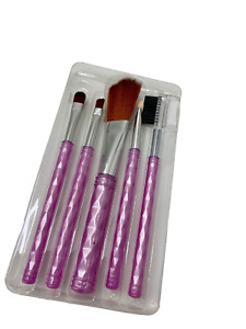 Five-Piece Luxury Makeup Brush Set Including Eye Brush for Perfectly Defined Eye