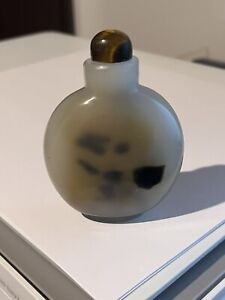 Chinese Agate snuff bottle 3.25