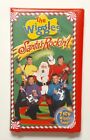 The Wiggles Santa's Rockin'! VHS Kids Songs Christmas 2004 HIT Entertainment EUC