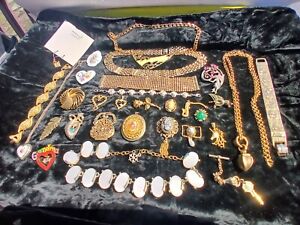 Mixed Gold Tone Brooch Pendant Jewelry Parts Lot M67 Monet