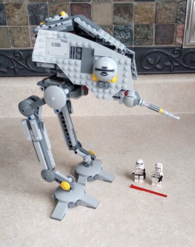 LEGO Star Wars: AT-DP 75083 Complete Walker w/ 2 out of 4 Minifigures