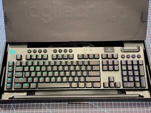 Logitech G915 Wireless RGB Mechanical Gaming Keyboard | New Keycaps  | Clicky