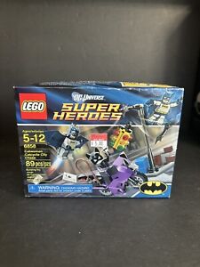 LEGO DC Comics Super Heroes: Catwoman Catcycle City Chase (6858) Retired Rare