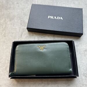 Prada Women’s Portafoglio Lampo Emerald Color Saffiano Zippy Wallet
