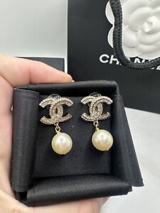 Chanel CC Logo Pearl Drop Earrings