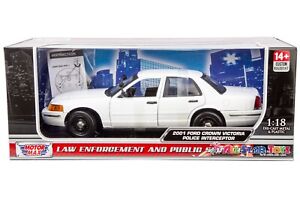 Motormax 1/18 2001 Ford Crown Victoria Police Car Blank White 73517 w/ Light Bar