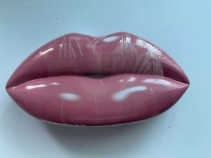 W7 KISS KIT Nude Attitude With Lipstick, Lip Gloss & Lip Liner Gift Set  New