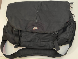 Vintage Nike Large Messenger Bag Cross Over Shoulder Gym Work Laptop Logo Swoosh