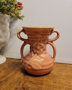 Vintage Dusty Rose Ceramic Glaze Shawnee Flower Ewer Handle Vase. U.S.A.