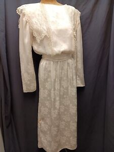Vtg 1980's White Rayon Satin & Applique Lace Dress by Scott McClintock M