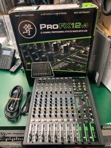 Mackie ProFX12v3 12-CH Professional Effect Mixer USB GigFX Effects (E10024312)