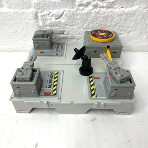 Micro Machines Travel City Battle Block Military Playset - 1988