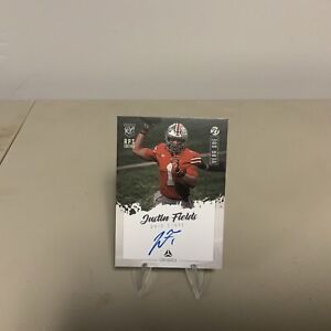 2021 Luminance Justin Fields Rookie Year One Auto RPS Edition No. YS-JF Blue Ink