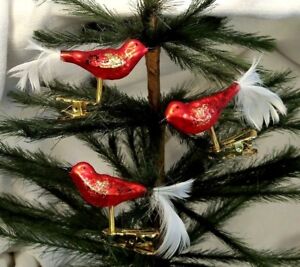 VINTAGE-NEW Set of 3 Red Cardinal Bird Clip On Mini Glass Ornaments Germany