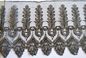 LACE - 103 cm antique lace - width 11.50 cm