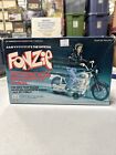 Fonzie Motorcycle With Twist-Out Action (H533)