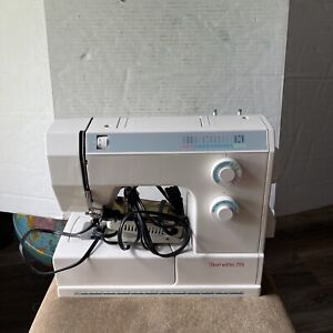 Bernette 715 200B Sewing Machine W/ Pedal