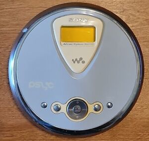 Sony D-NE300 CD Walkman MP3 Atrac3 Player Disc Gray Tested Working