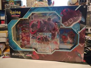 Pokémon TCG  Blastoise VMAX Battle Box