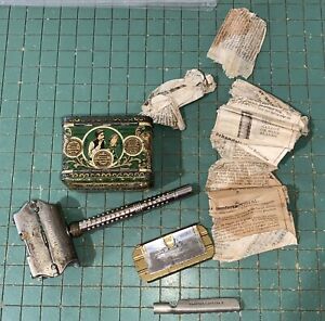 Antique Star Safety Razor in tin lithographed case