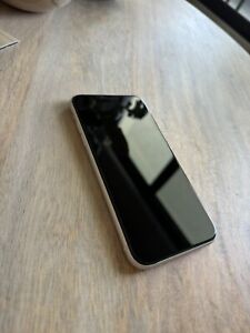 New ListingUsed Apple iPhone XR - 128 GB - White (Unlocked)