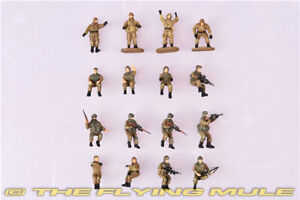ModelCollect 1:72 Russian Army 16-Piece Figure Set (Khaki)