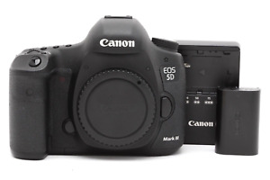 Canon EOS 5D Mark III DSLR Camera Body (121,057 Shots) #43975