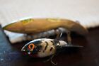 lot of 2 old vintage Wood fishing lures rare collectable lure E5.7