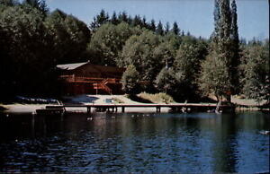 Stanwood Washington Pilchuck Area Camp Fire Council lake pier unused postcard