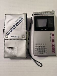 Vintage Sony Portable B&W TV AM /FM Stereo FD-30A Watchman Radio/TV w/ Case