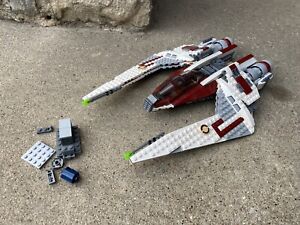 97% Complete LEGO 75051 STAR WARS Jedi Scout Fighter No Figures