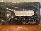 Scania P380 8 x 4 Tipper Collectors Model 1:50 Scale No. 1857460