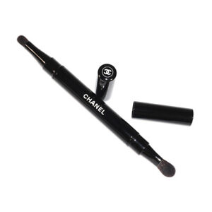 CHANEL Retractable Dual Definer / Smudger Brush Portable Eye Shadow Brush NEW